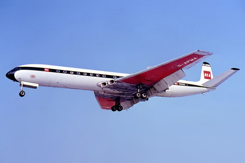 BEA De Havilland DH-106 Comet 4B G-APMA