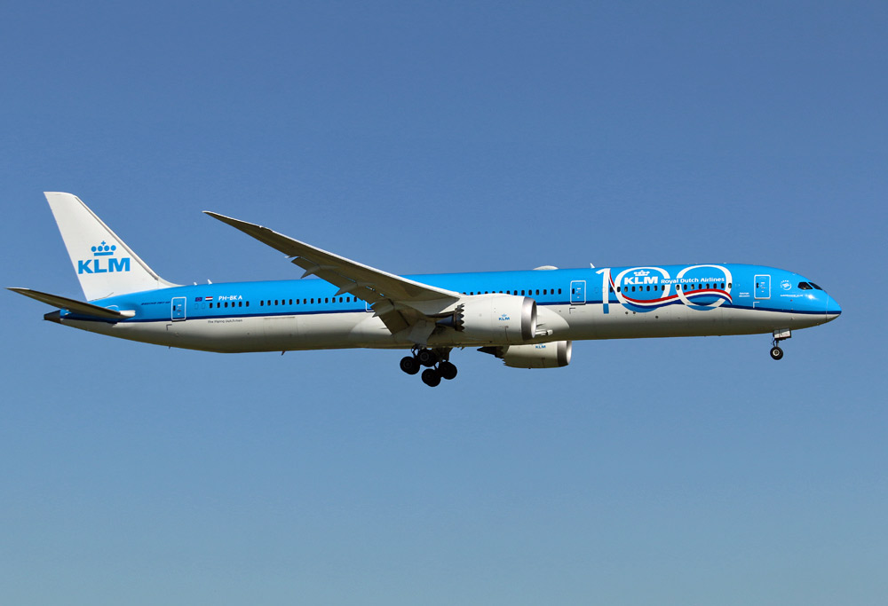 Boeing-787-10-Dreamliner-KLM-100-years