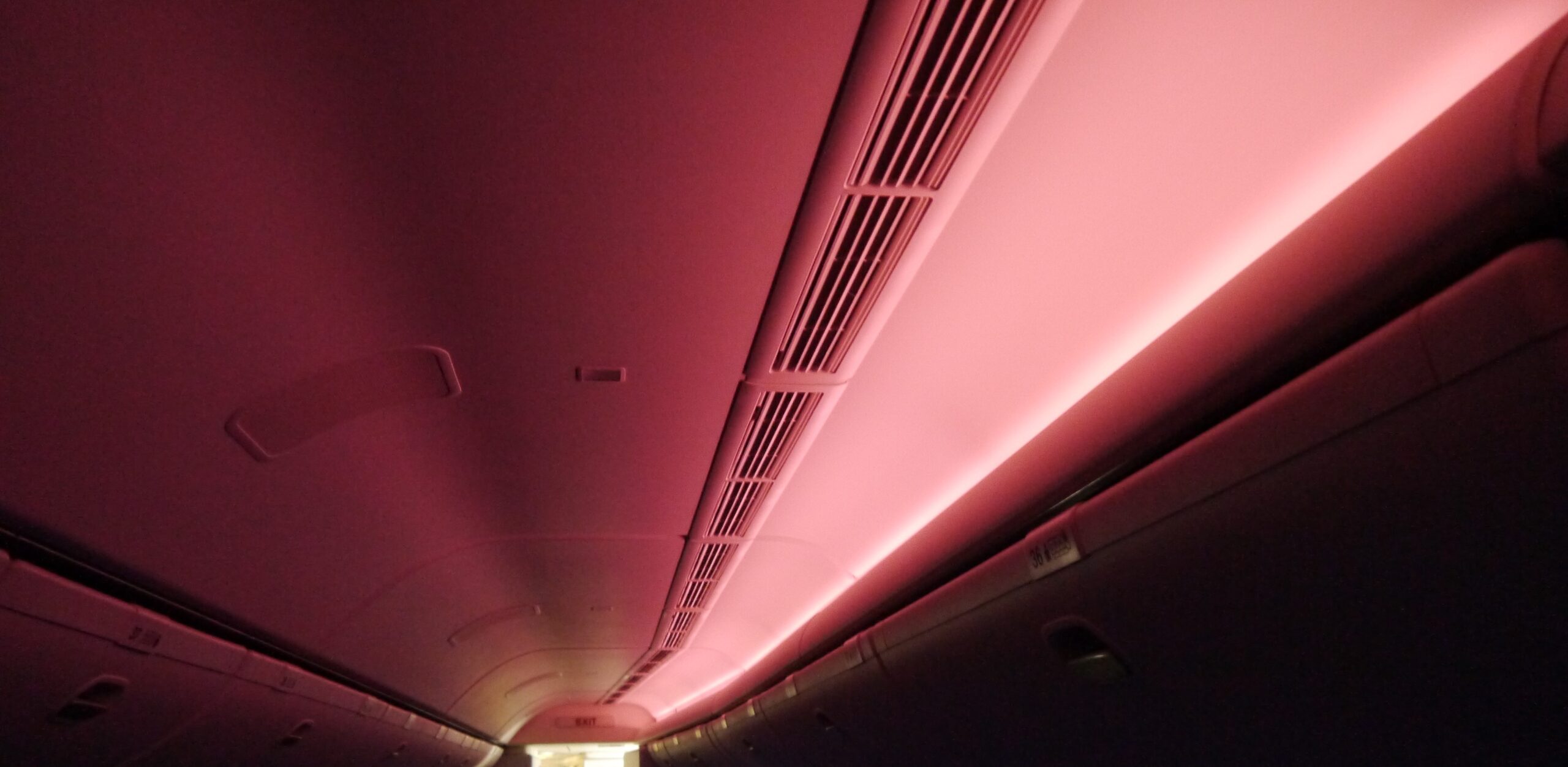  Boeing Sky Interior LED lights change the look and feel of the cabin with dimming and colour changes. 
