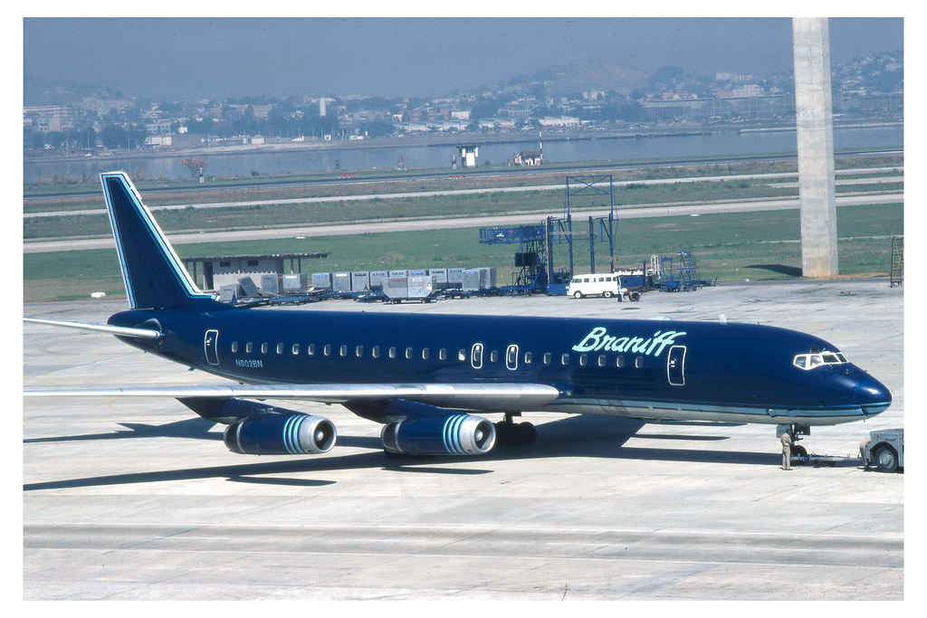 Braniff DC-8-62H at Rio
