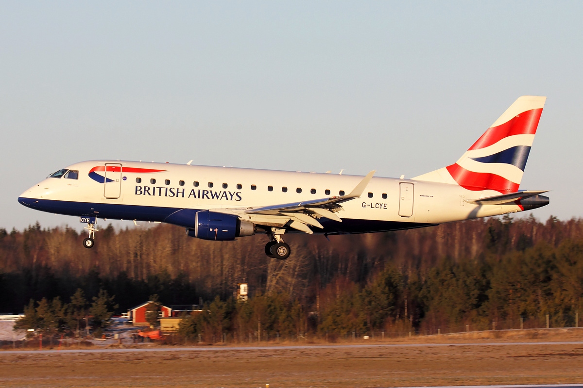British Airways CityFlyer Embraer ERJ‑170‑100ST G‑LCYE