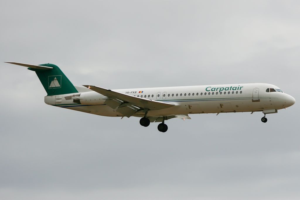 Carpatair Fokker F100 YR‑FKB
