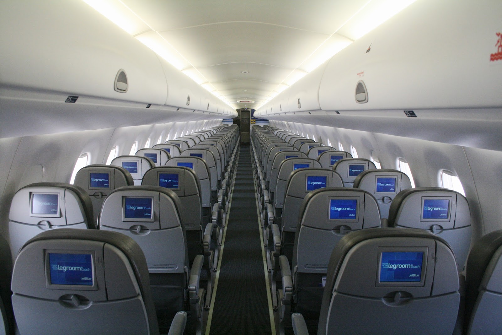 Embraer E‑Jet cabin interior