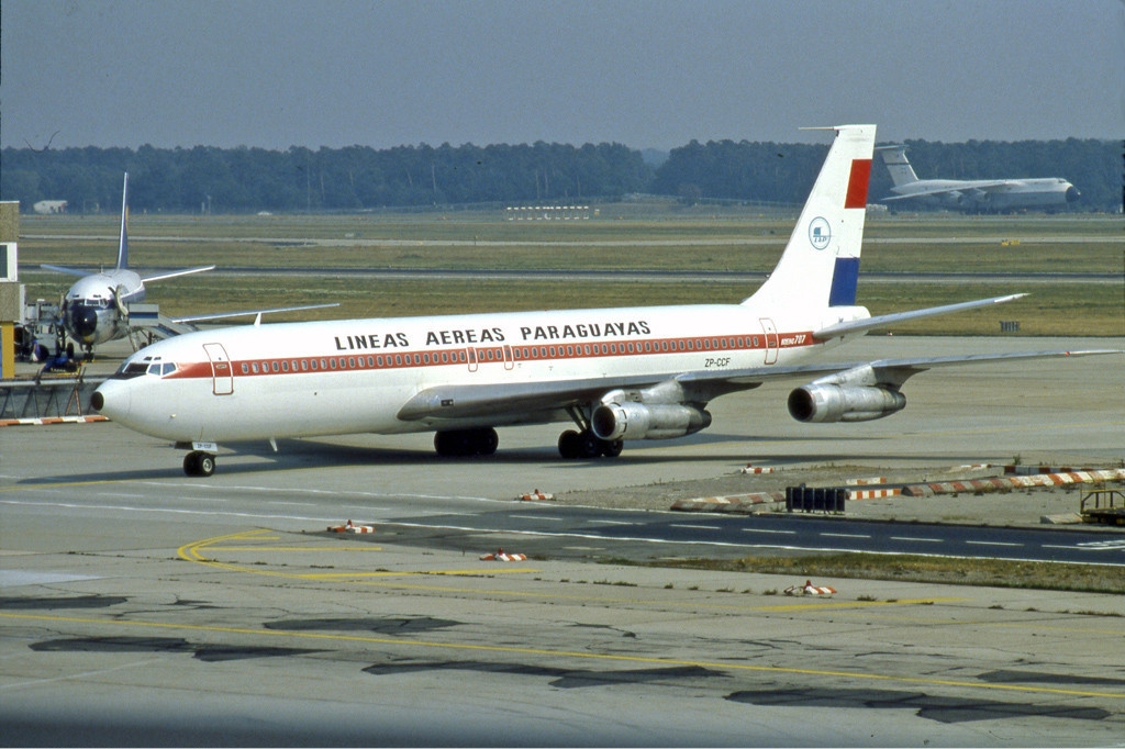 Lineas Aereas Paraguayas Boeing 707-300