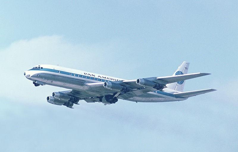  The Douglas DC 8 enjoyed 14 years of production, in which time 556 of the type were produced. Before the introduction of the Boeing 747, this and the Boeing 707 were the intercontinental airliners of the day. 