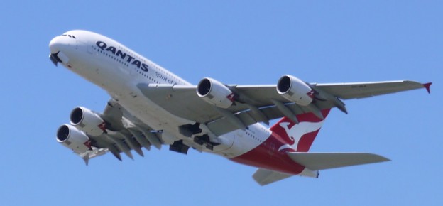 A QANTAS Airways Boeing 747-438. She is restricted to 250 KIAS and is under Sydney departure control.