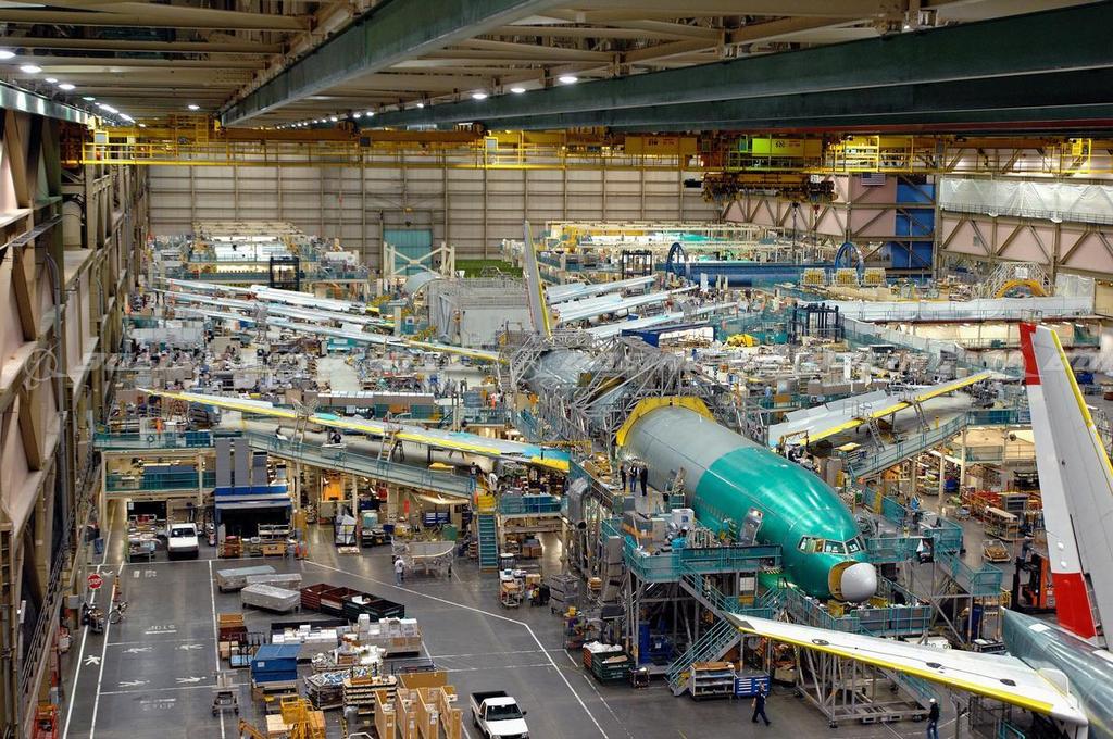 Boeing 777 assembly line at Everett, Washington.