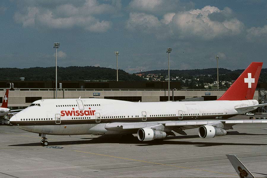 Swissair Boeing 747-300